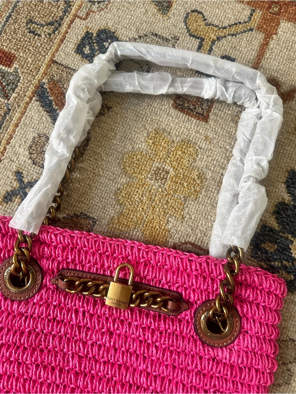 Kurt Geiger Pink Brixton Raffia Woven Handbag - Picture 2 of 5